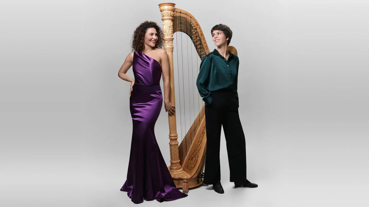 15_harp_women